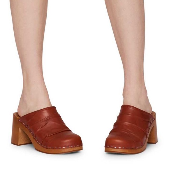 Swedish Hasbeens NWT Cognac Wrinkle Slip Inn Clog Comfortable and Fun Boho ❤️ - Picture 8 of 14